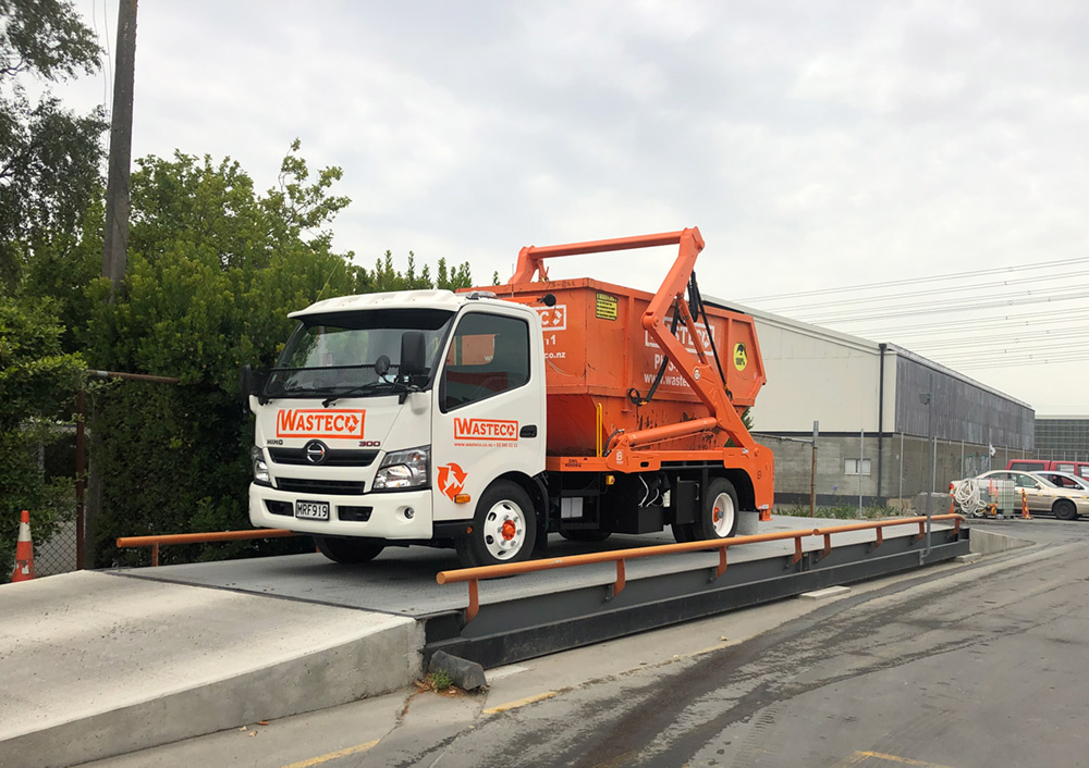 builders skip hire in abridge